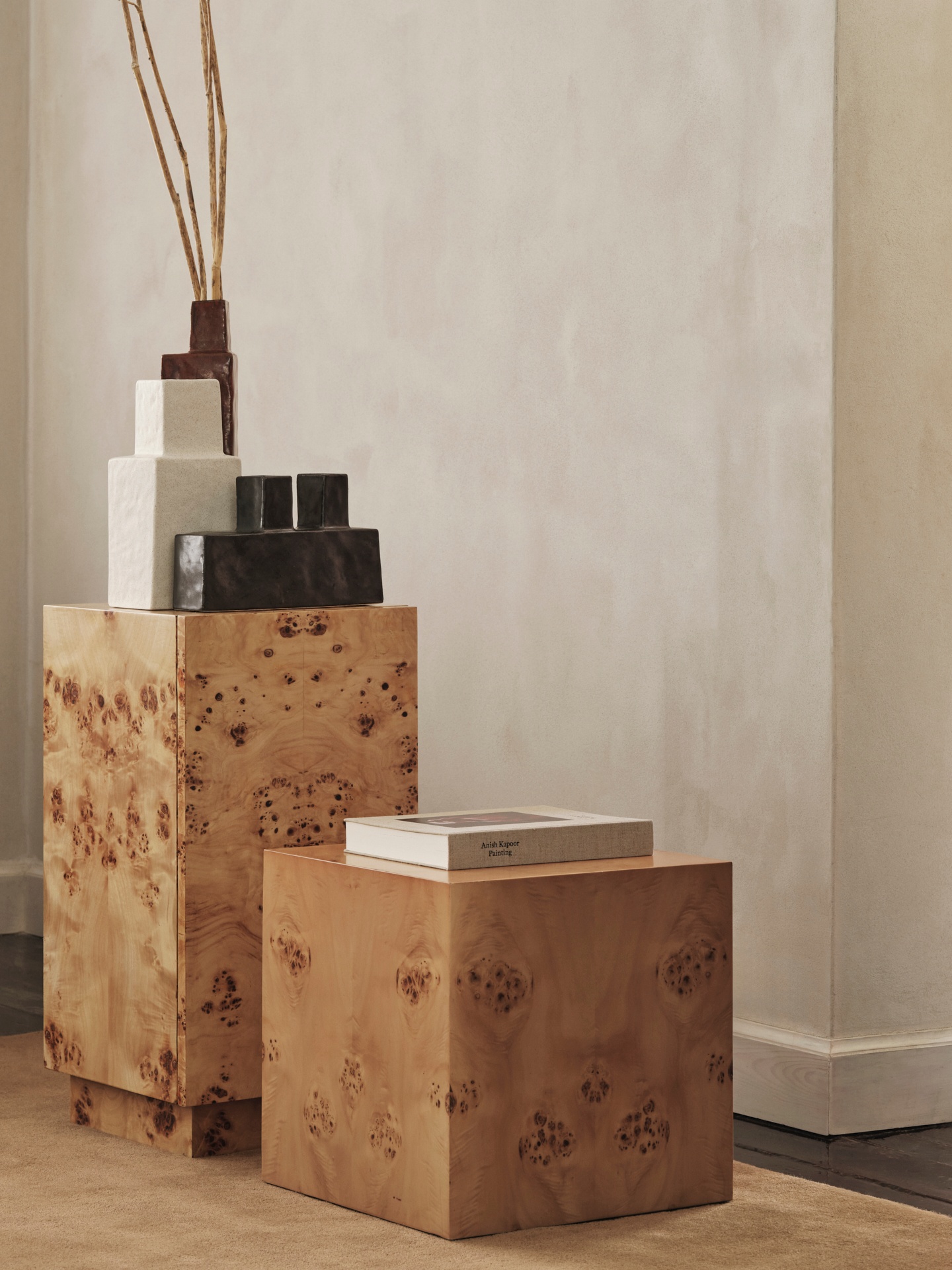 fermliving-aw24-burlcubesidetable-1104270162-burlsidetable-1104268388-koavase-h17-black-1104270059-koavase-h29-off-white-1104270058