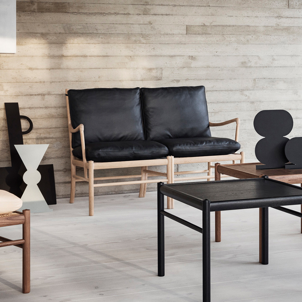 OW149-2 Colonial Sofa