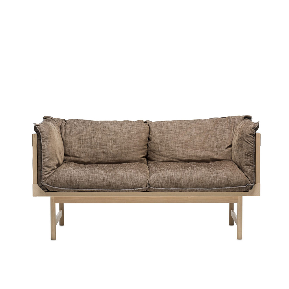 bleck-sofa