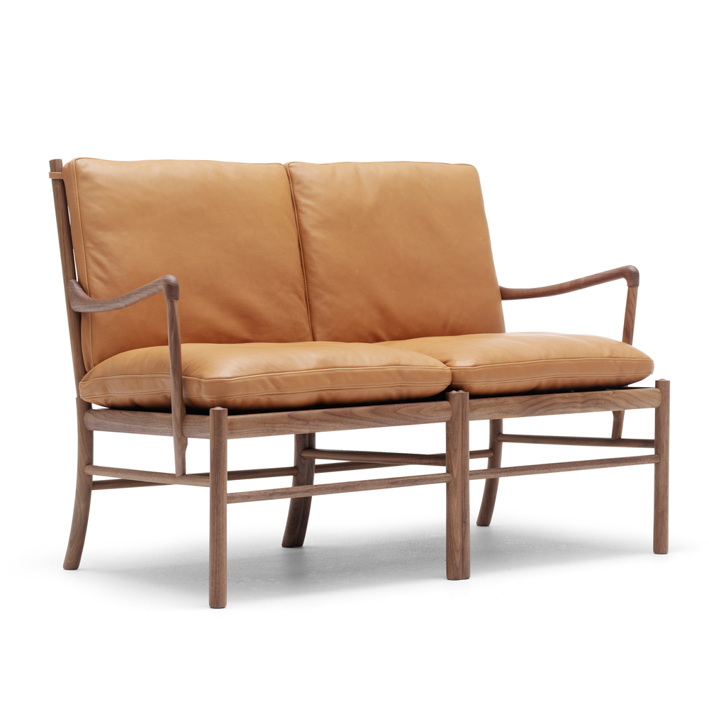 OW149-2 Colonial Sofa